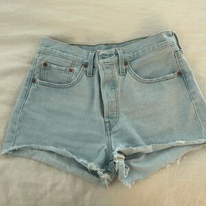 501 Levi Jean shorts